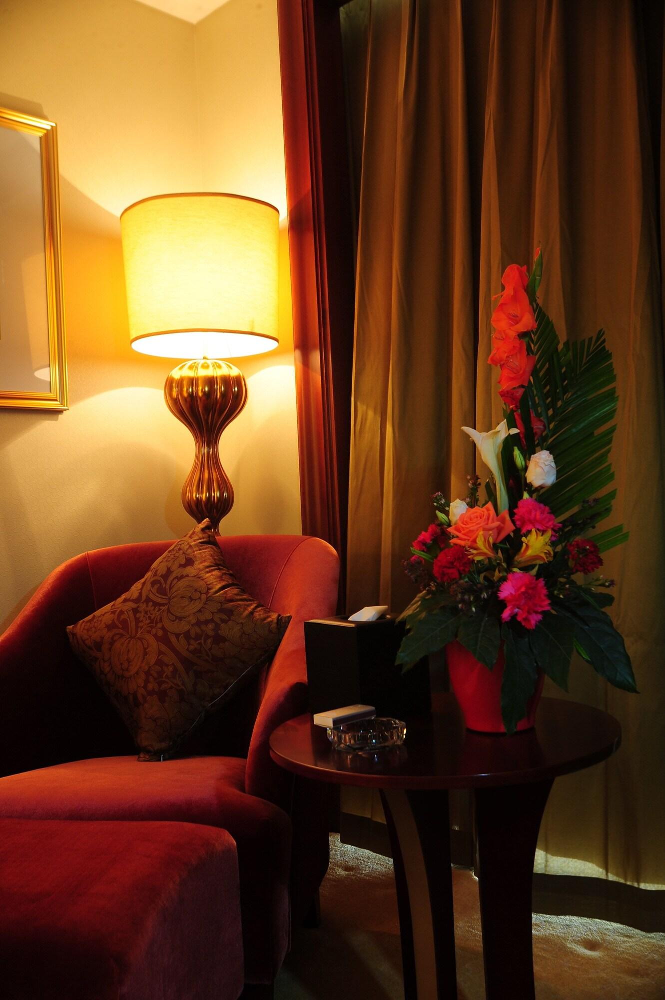 Dynasty International Hotel Dalian Cẩm Châu Ngoại thất bức ảnh