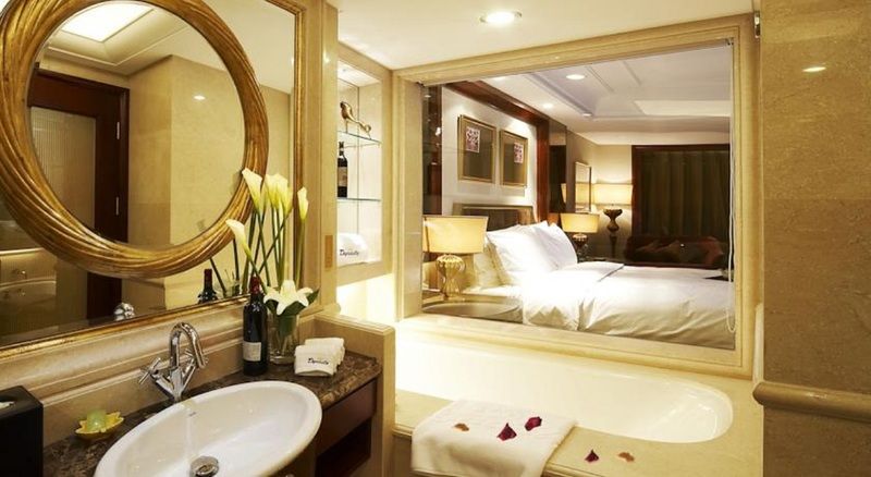 Dynasty International Hotel Dalian Cẩm Châu Ngoại thất bức ảnh